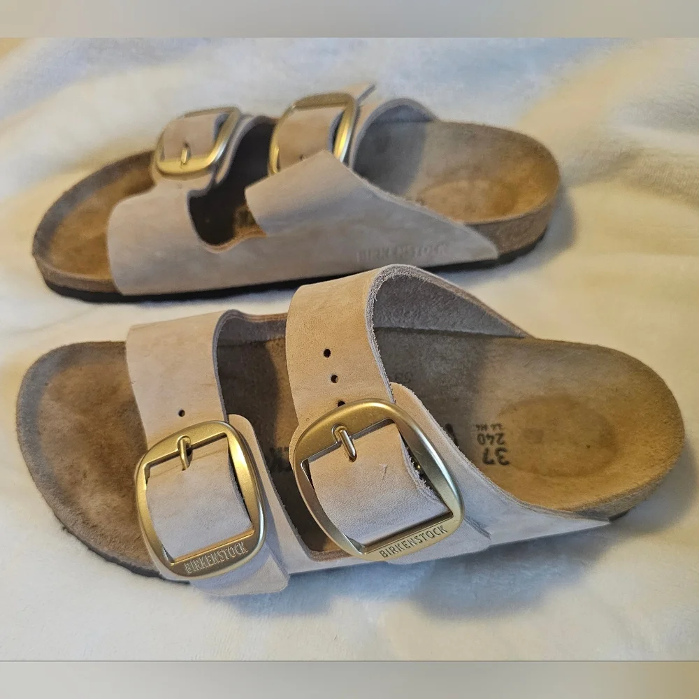 Birkenstock Big Buckle Leather Sandcastle Sand Color Sz 37  Unisex - Picture 6 of 10